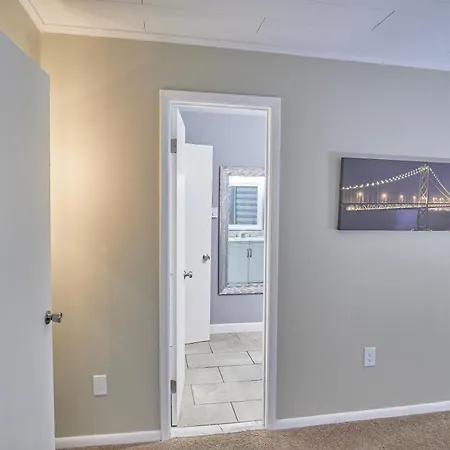 A Modern Apt Close To Downtown Lancaster Exterior photo